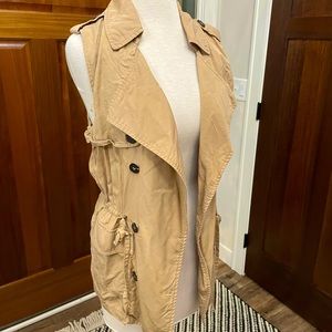 Skies are Blue Cargo Vest size XS